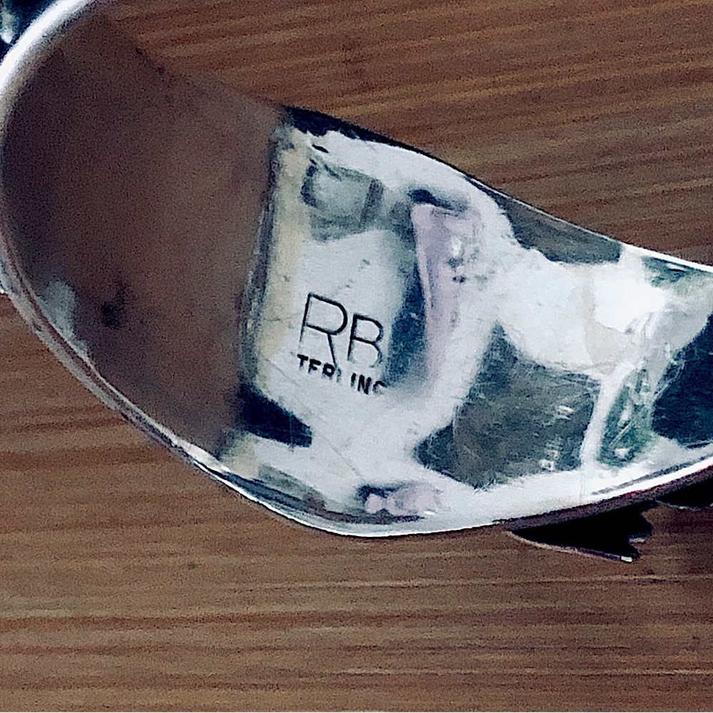 $235  Watch Cuff Vintage Navajo Signed Southwest Sterling Marked RB STERLING - Picture 2 of 11
